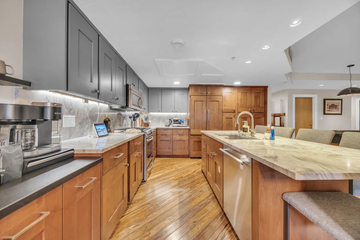 Wander Park City Gem #72