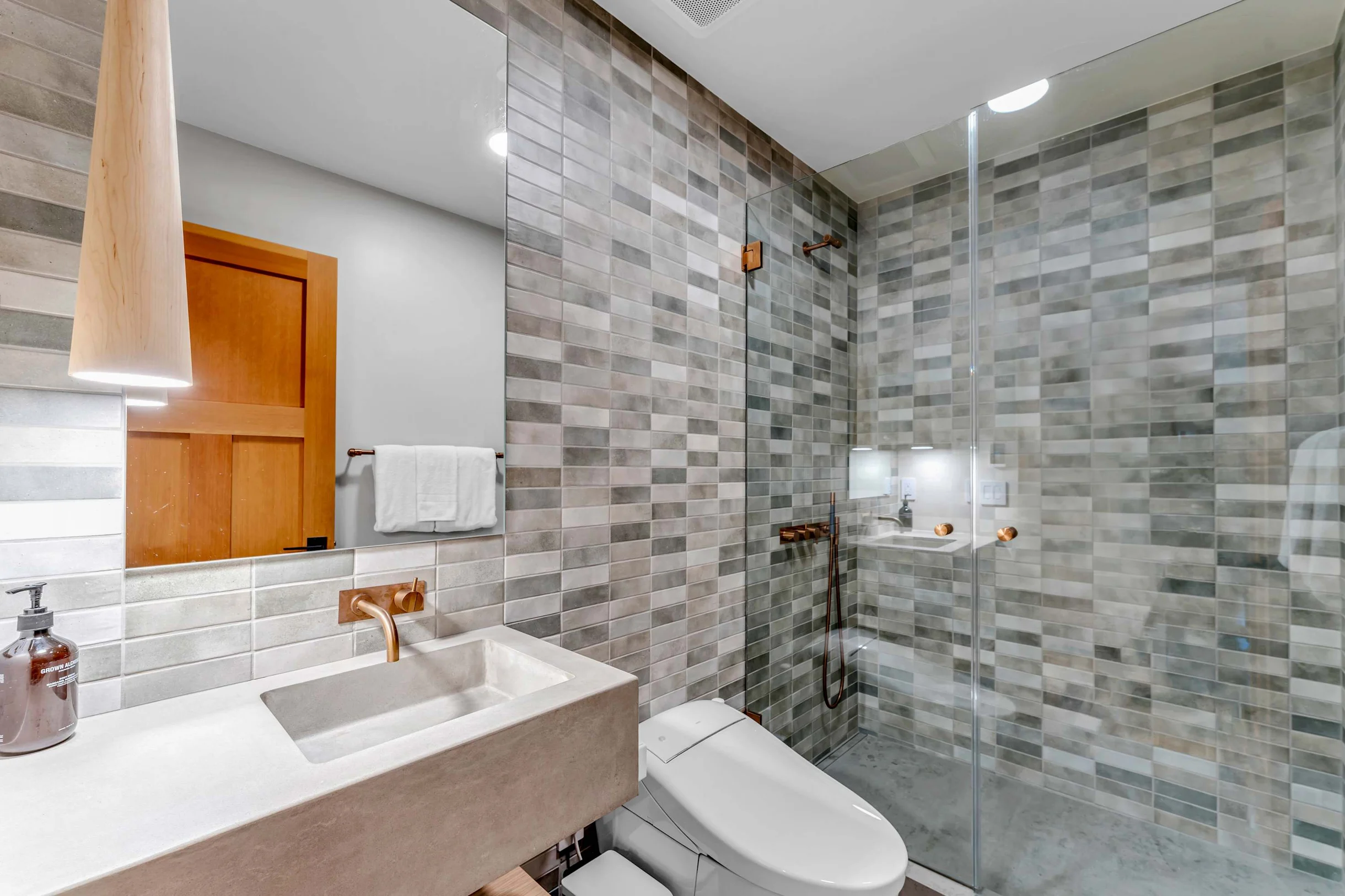 Wander Olympic Valley Gem #76