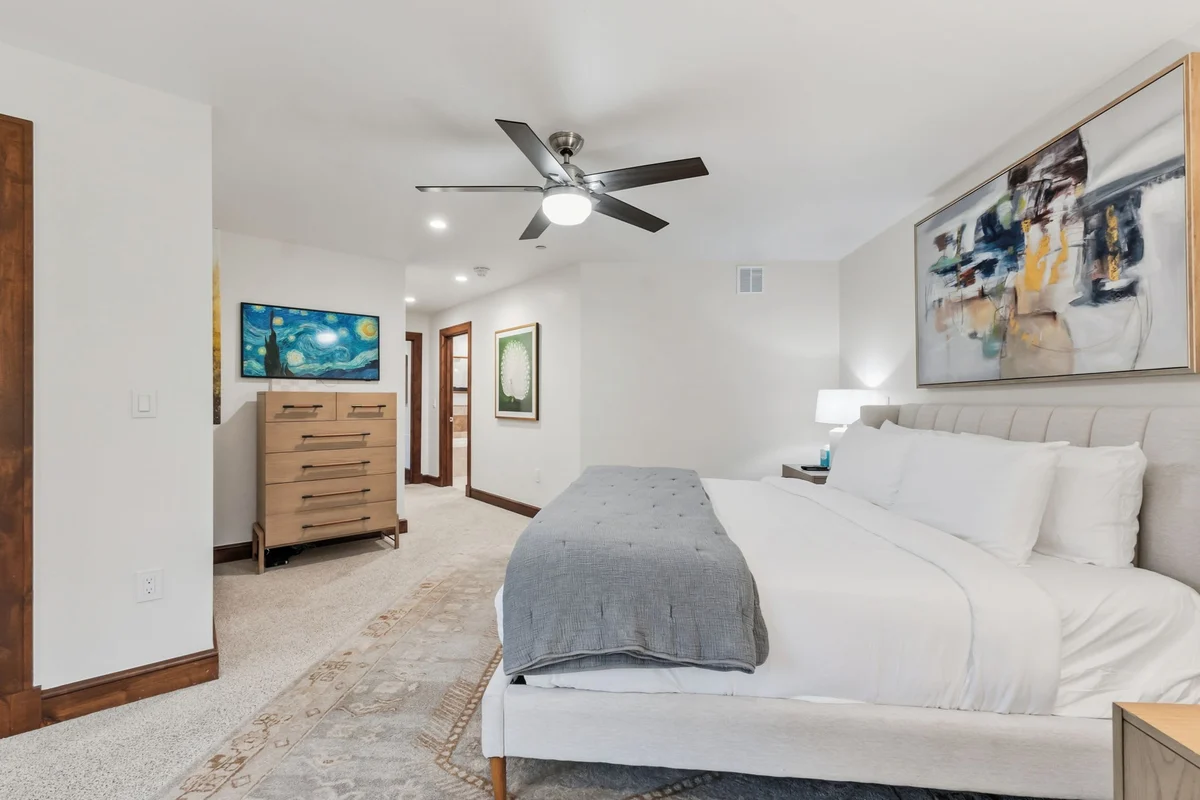 Wander Avon Retreat #83