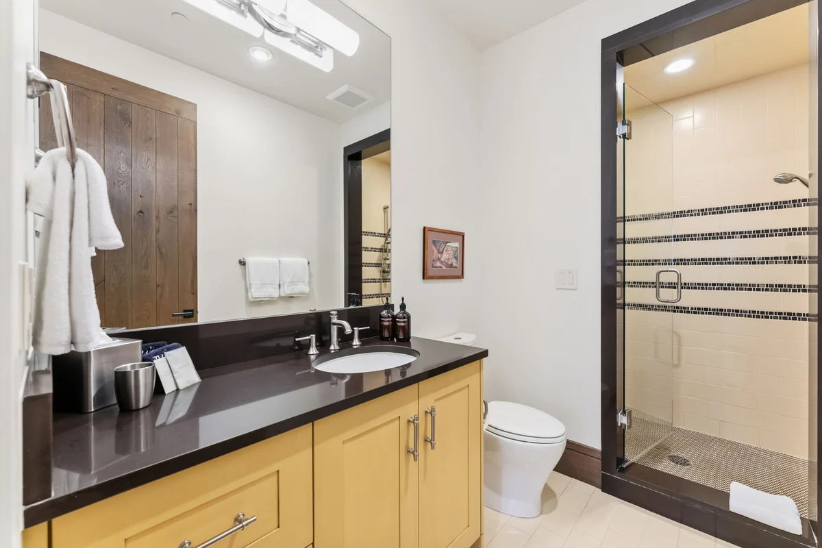 Wander Vail Retreat #55