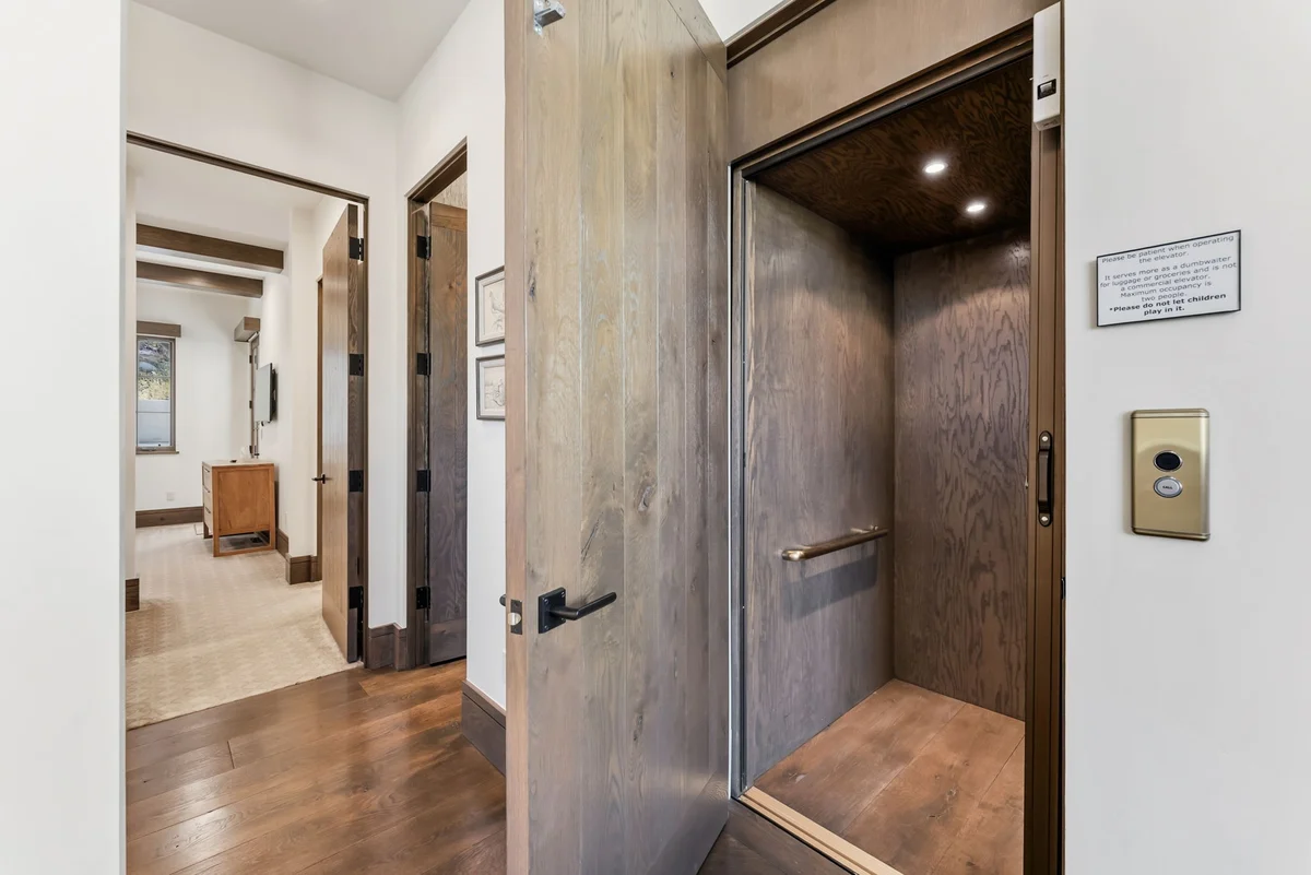 Wander Vail Retreat #50