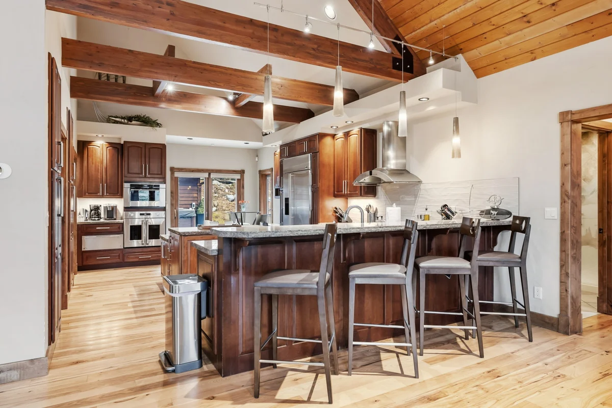 Wander Blue River Lodge #55