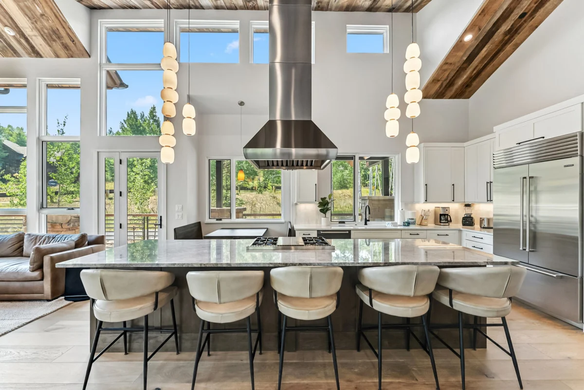 Mountain Dream Home #125