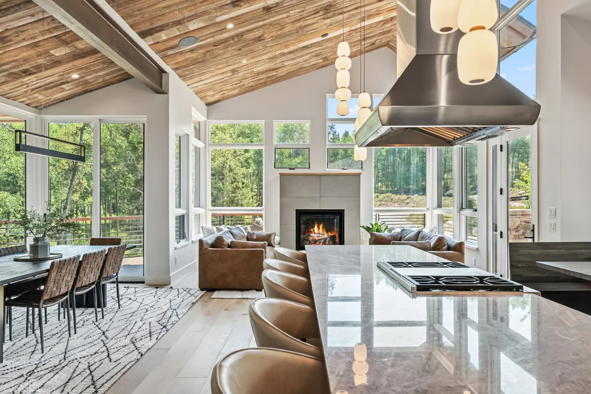 Mountain Dream Home #104