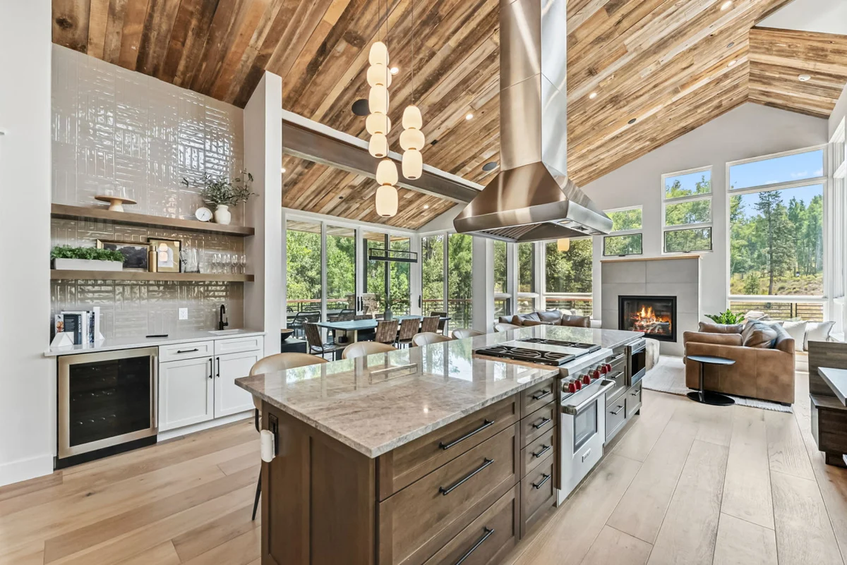 Mountain Dream Home #132
