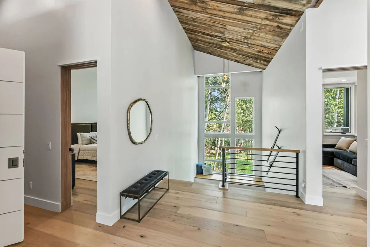 Mountain Dream Home #103