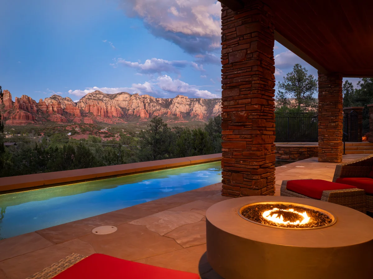 6,000 Sqft Uptown Gem * Heated Pool/Spa/Sauna/View Decks #56