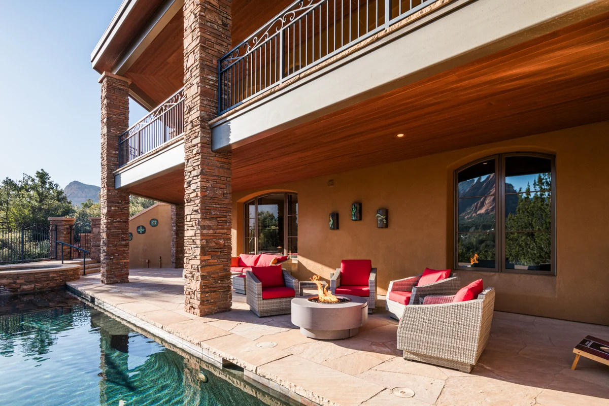 6,000 Sqft Uptown Gem * Heated Pool/Spa/Sauna/View Decks #78