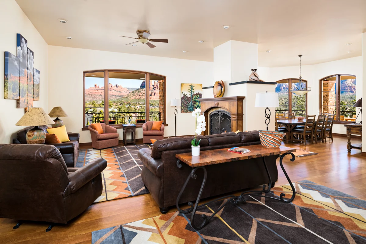 6,000 Sqft Uptown Gem * Heated Pool/Spa/Sauna/View Decks #88