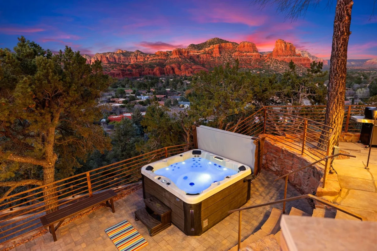 Ravens Rock Retreat: Clifftop Estate w/ 360 Views #57