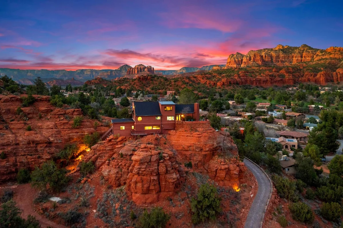 Ravens Rock Retreat: Clifftop Estate w/ 360 Views #66