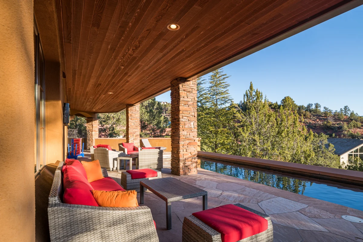 6,000 Sqft Uptown Gem * Heated Pool/Spa/Sauna/View Decks #107