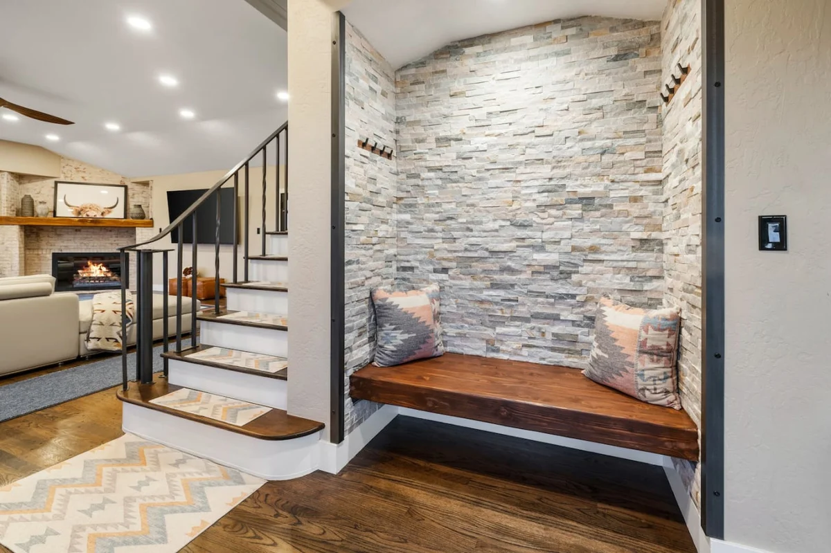 Ravens Rock Retreat: Clifftop Estate w/ 360 Views #49