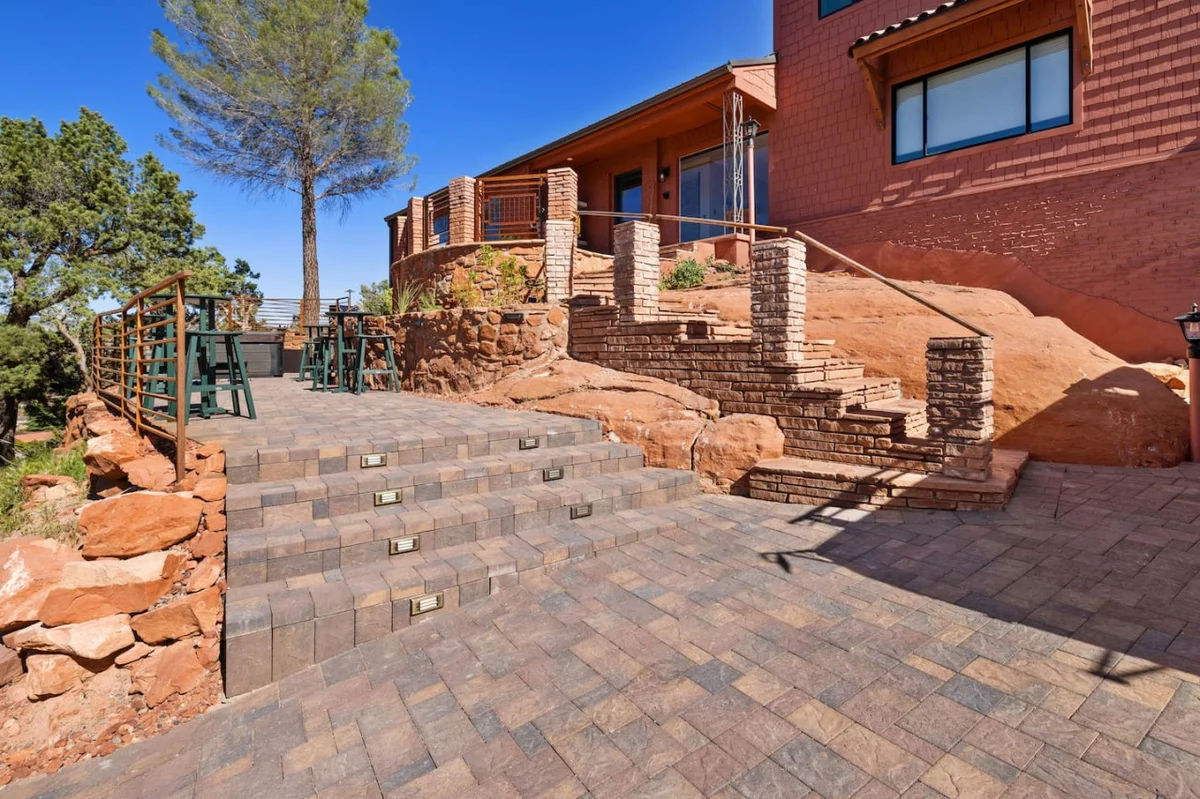 Ravens Rock Retreat: Clifftop Estate w/ 360 Views #51