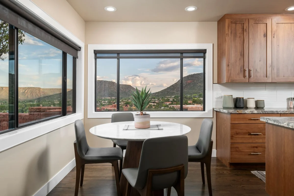 Ravens Rock Retreat: Clifftop Estate w/ 360 Views #85
