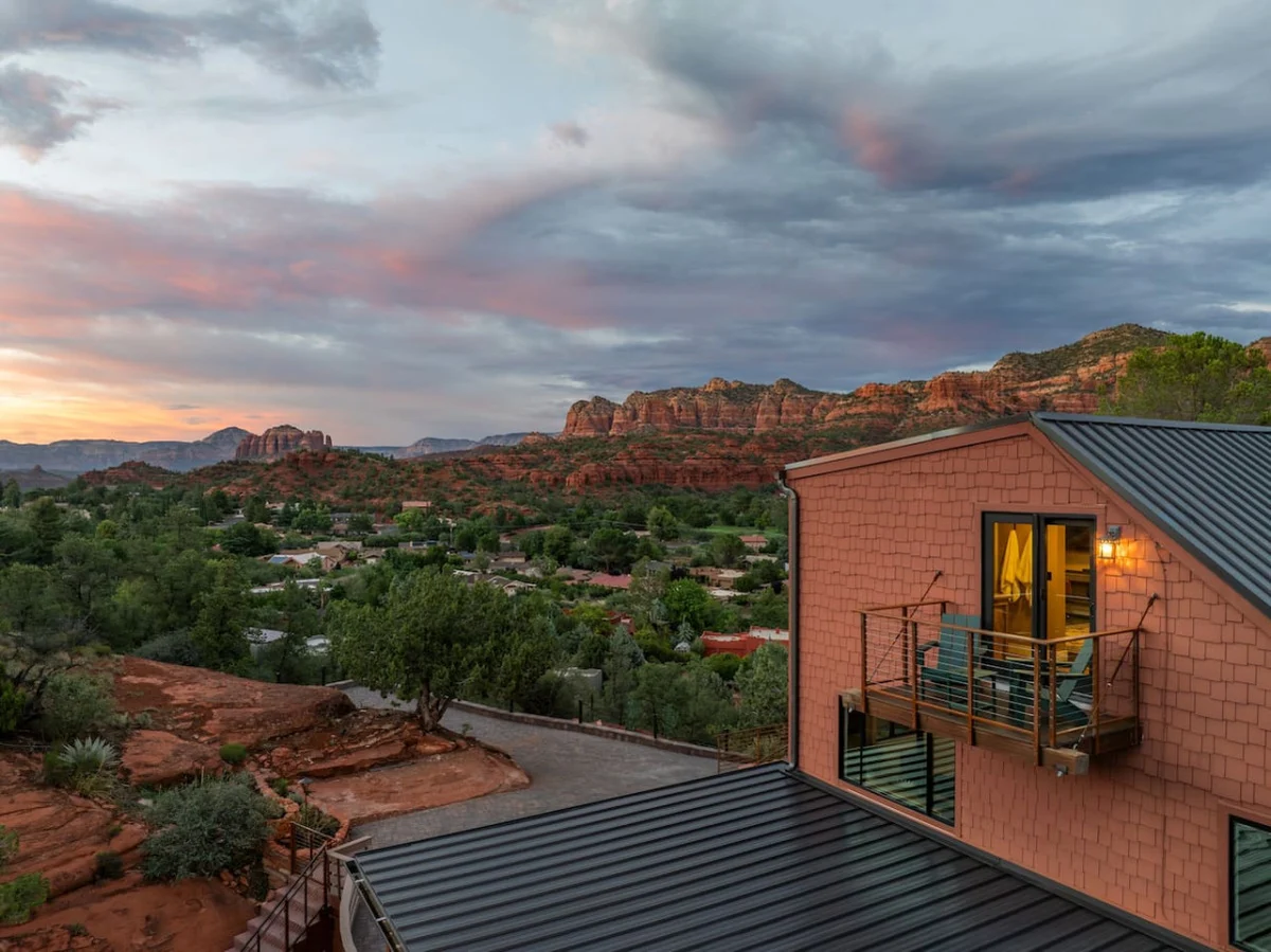 Ravens Rock Retreat: Clifftop Estate w/ 360 Views #77