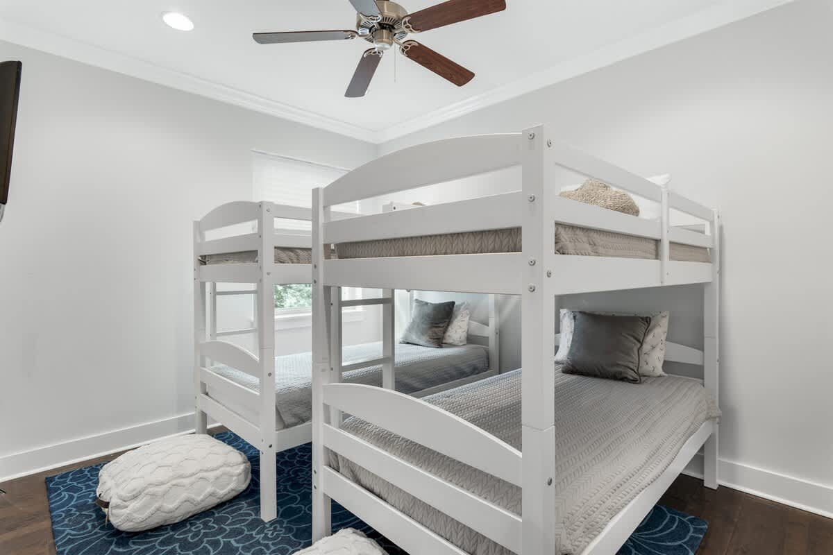 Wander Seagrove Change #56