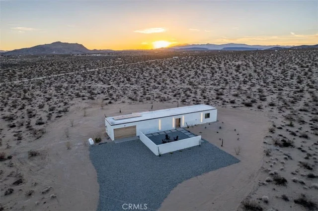 Wander High Desert Haven #76