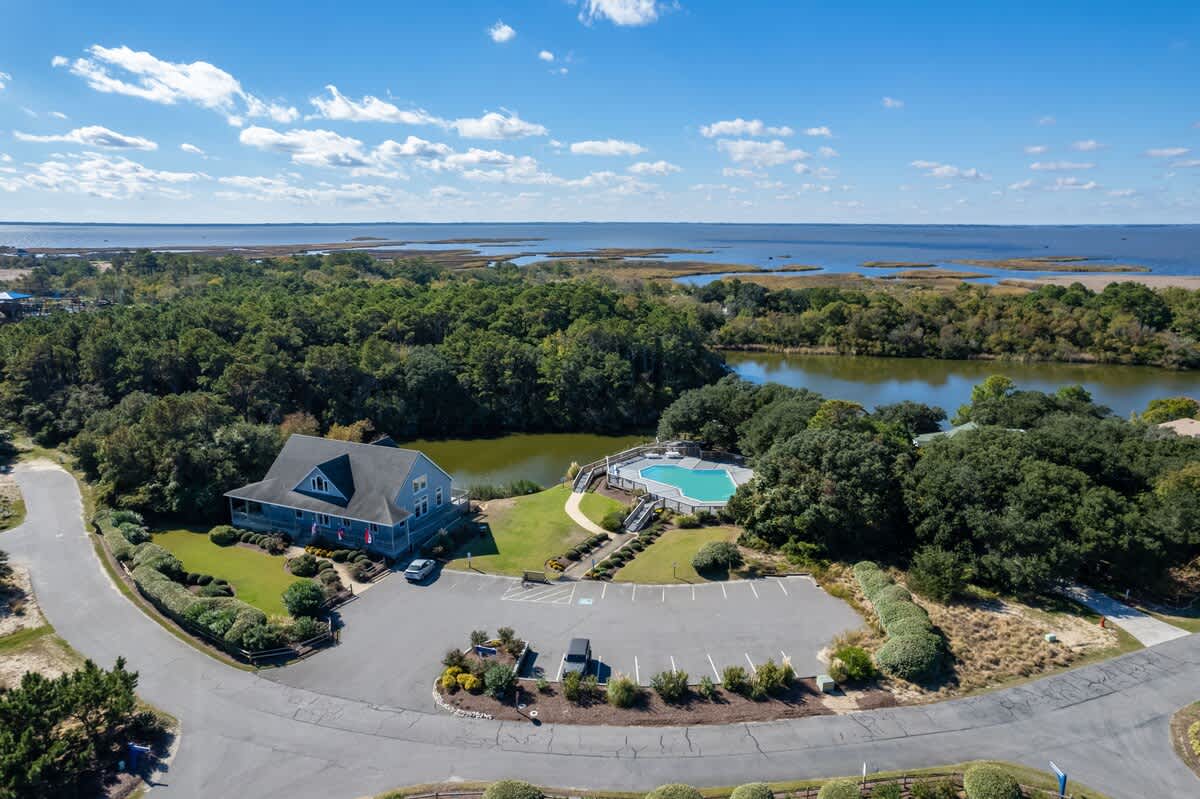 Wander Corolla Shores #75