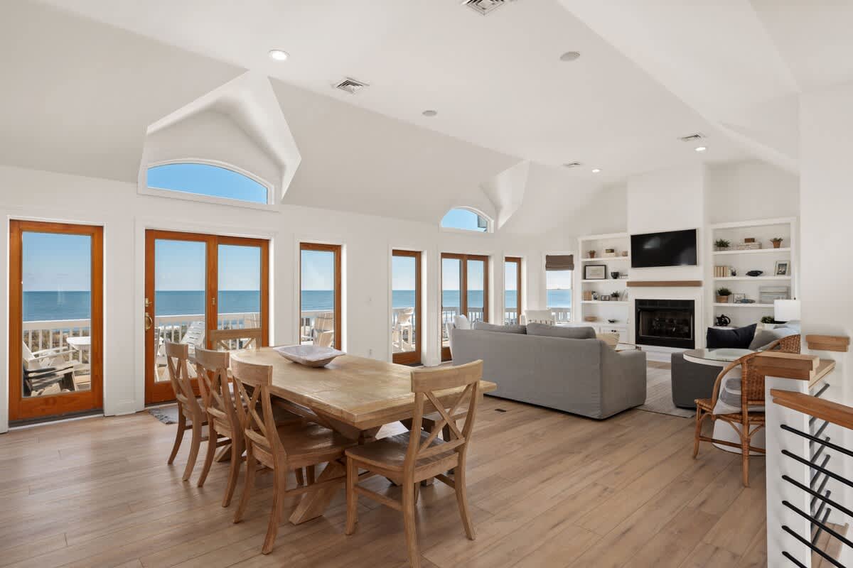 Wander Corolla Beachfront #69