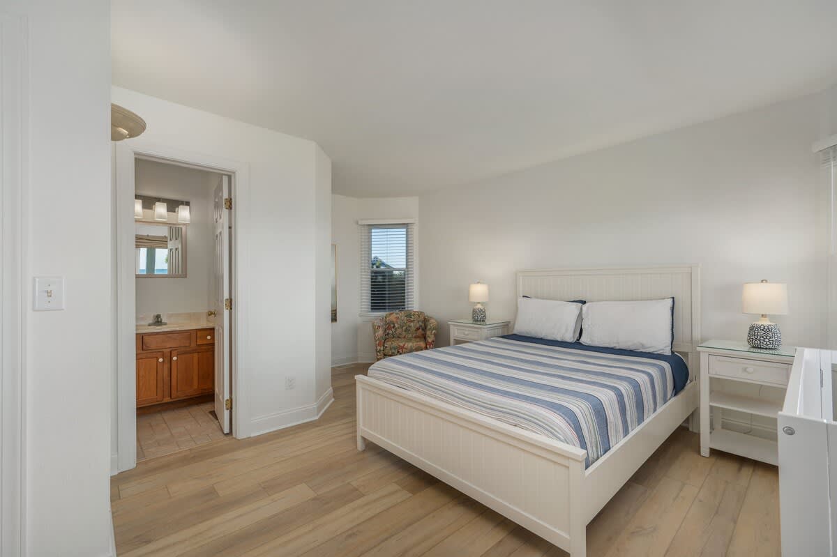 Wander Corolla Beachfront #93