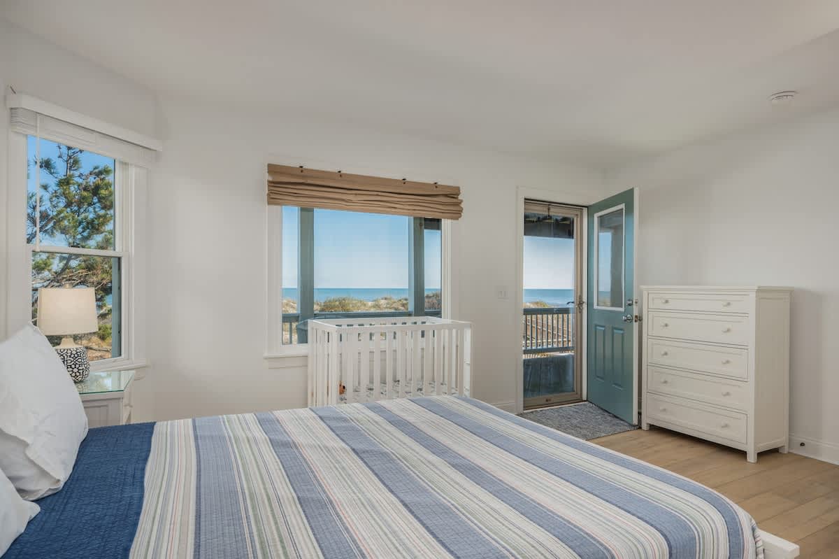 Wander Corolla Beachfront #74