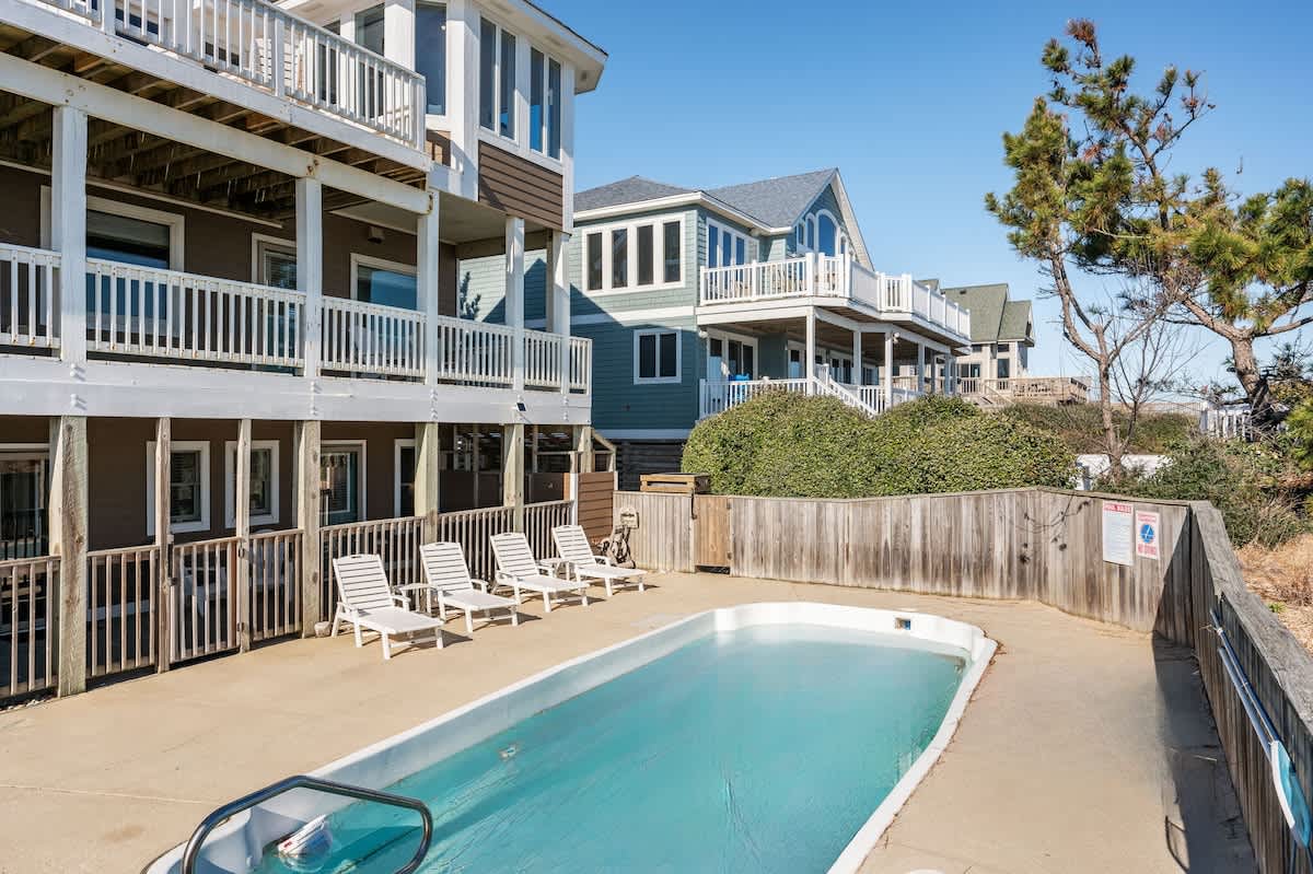 Wander Corolla Beachfront #104