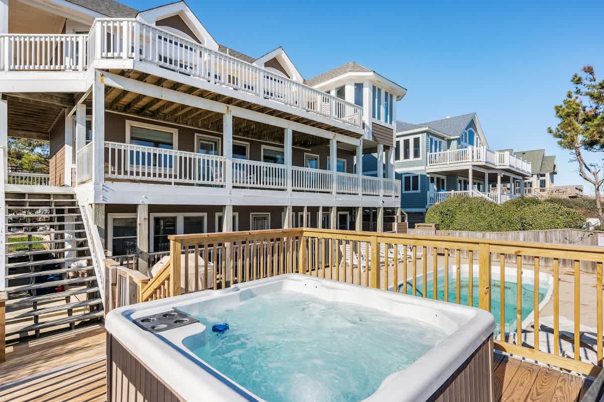 Wander Corolla Beachfront #76