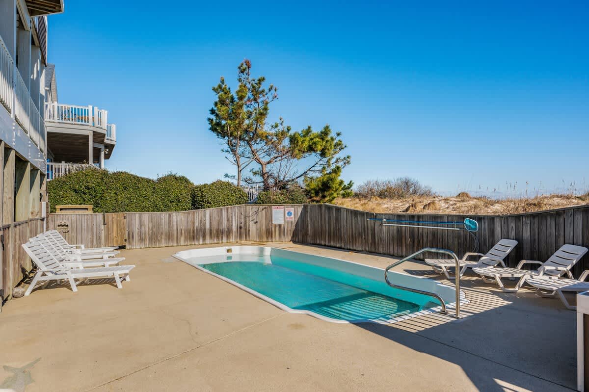 Wander Corolla Beachfront #109