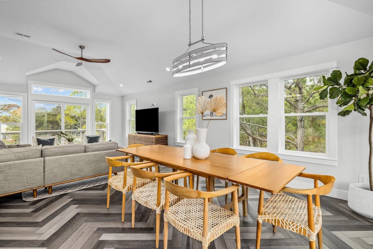 Wander Corolla Grove #64