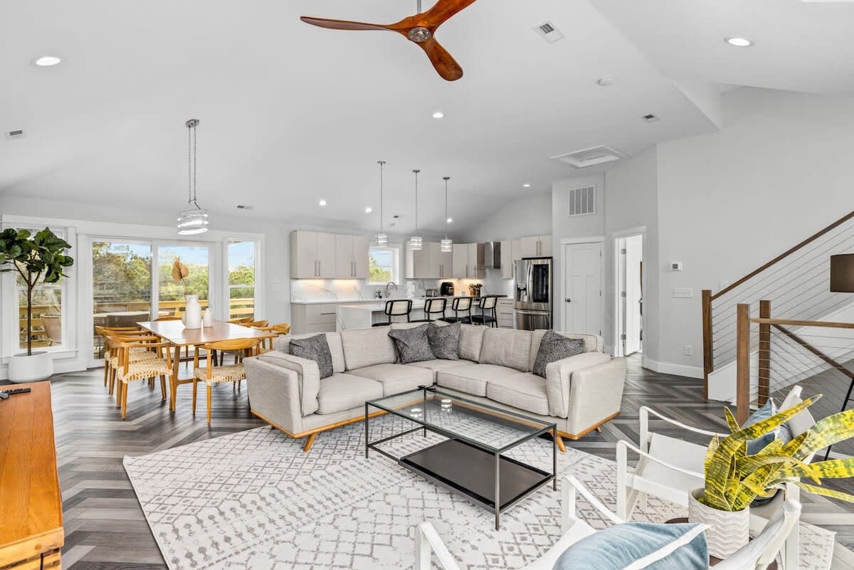 Wander Corolla Grove #106