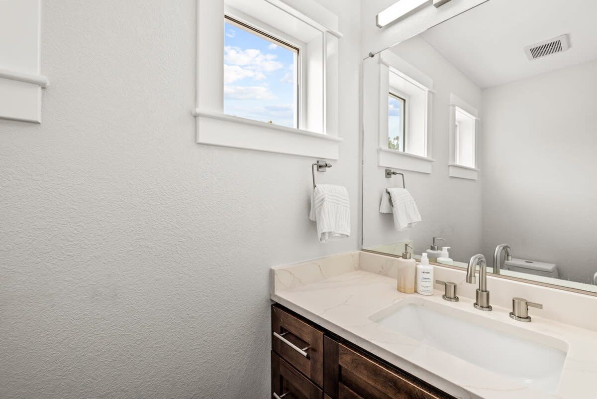 Wander Corolla Grove #77