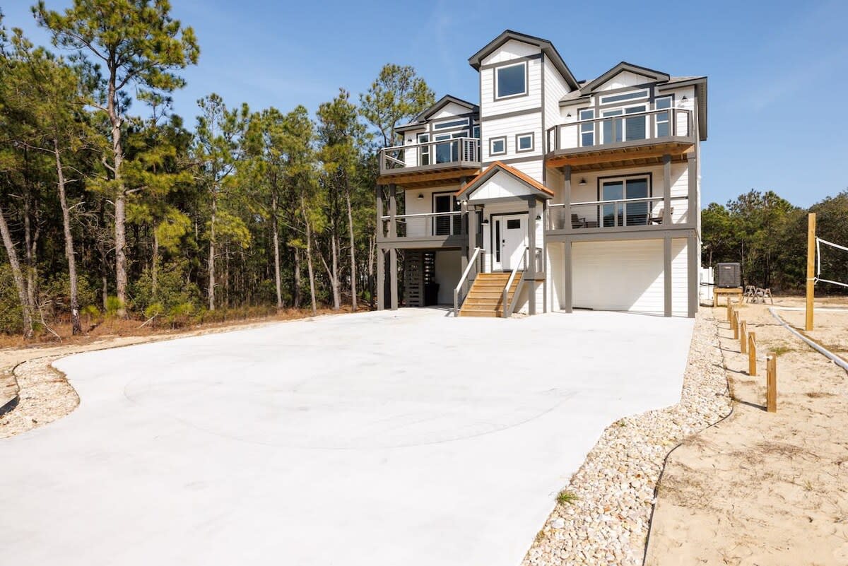 Wander Corolla Grove #111