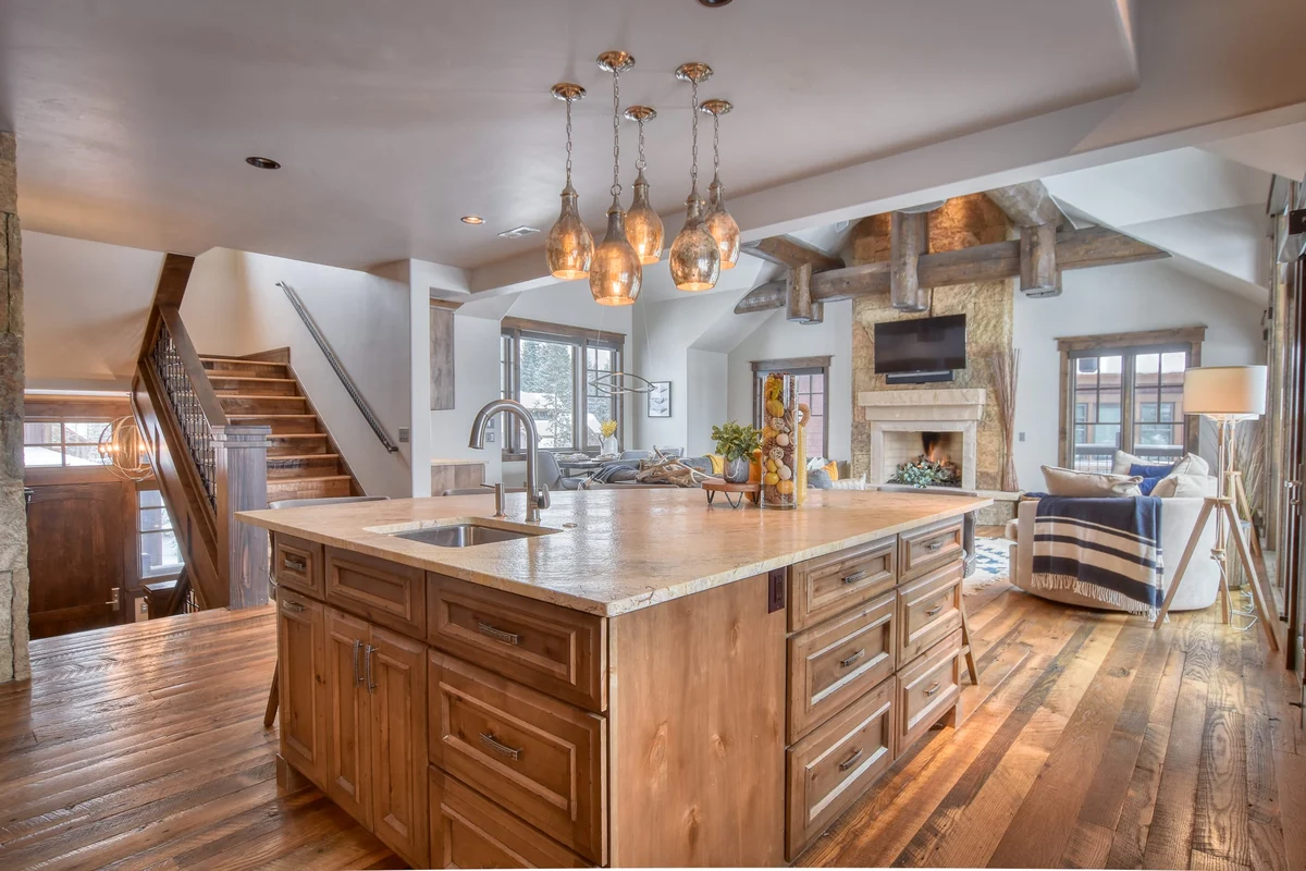 Wander Breckenridge Shock Hill #110