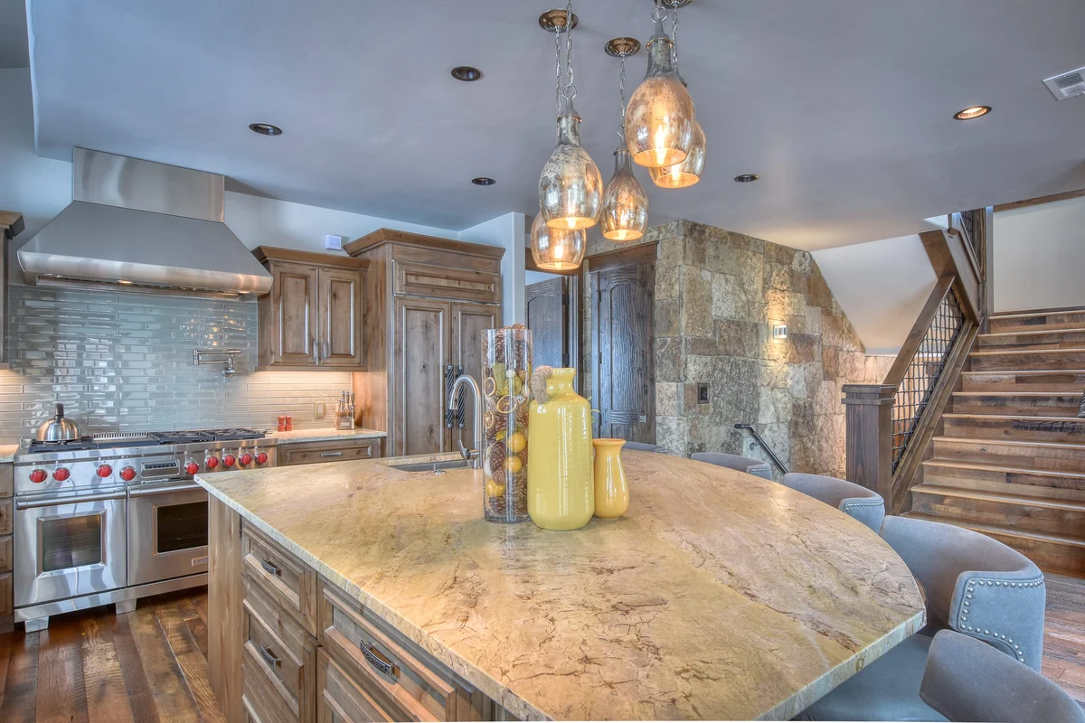 Wander Breckenridge Shock Hill #128