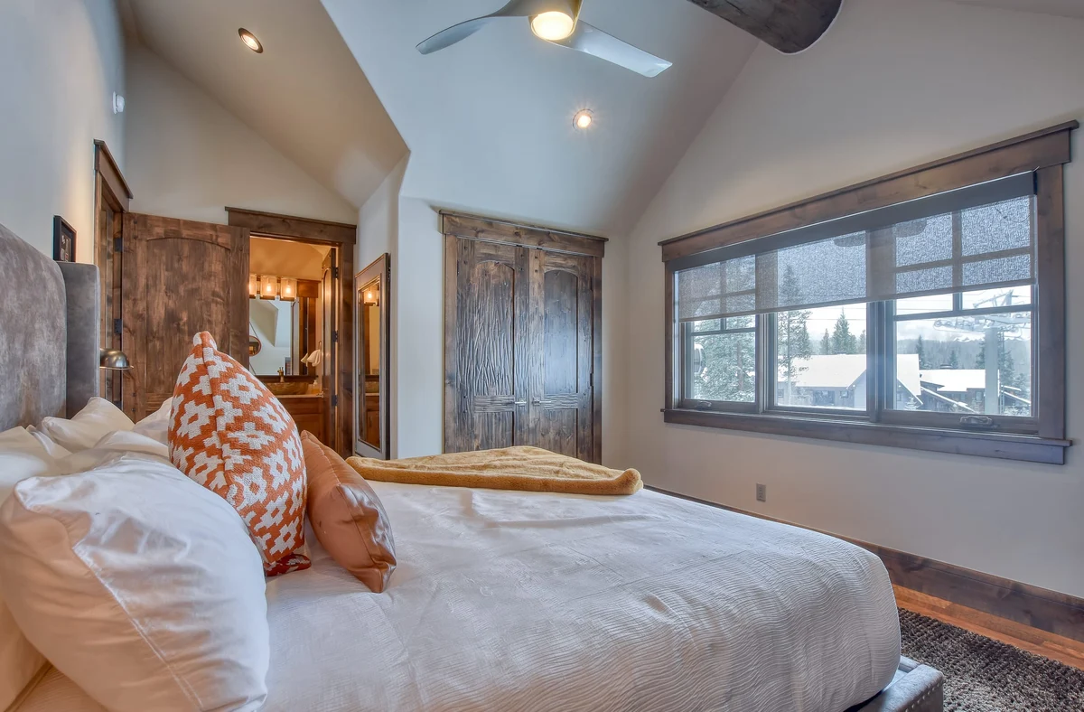 Wander Breckenridge Shock Hill #103