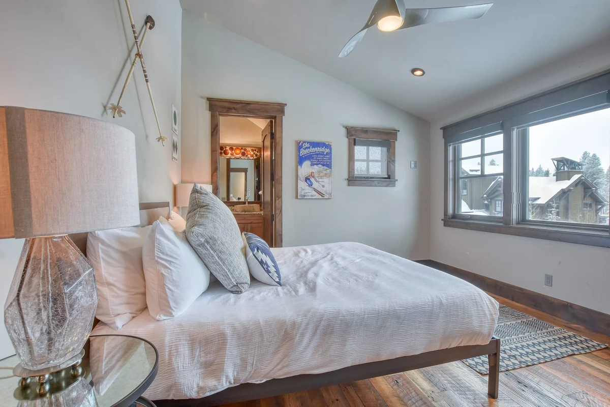 Wander Breckenridge Shock Hill #111