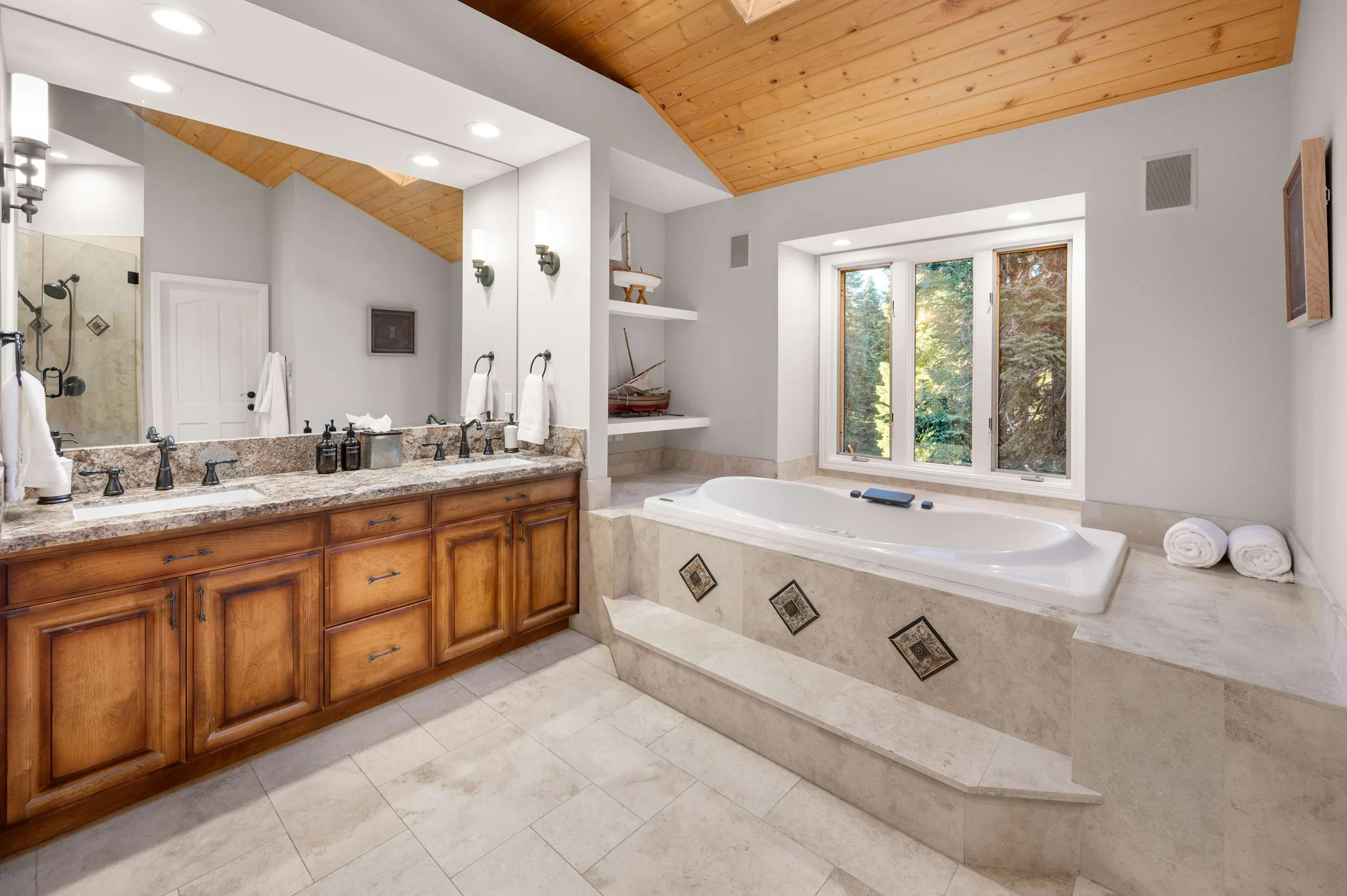 Wander Lake Tahoe Vista #92