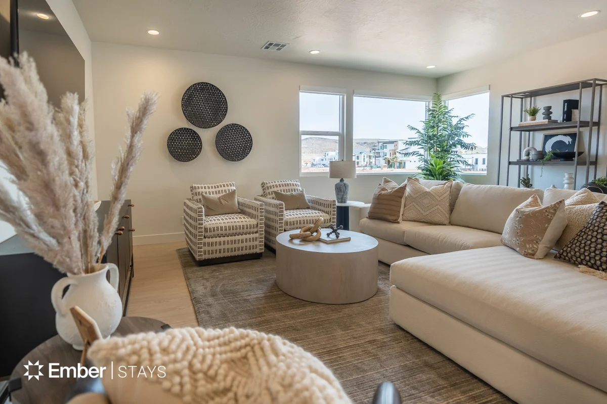 Desert Vista by Ember Stays #99