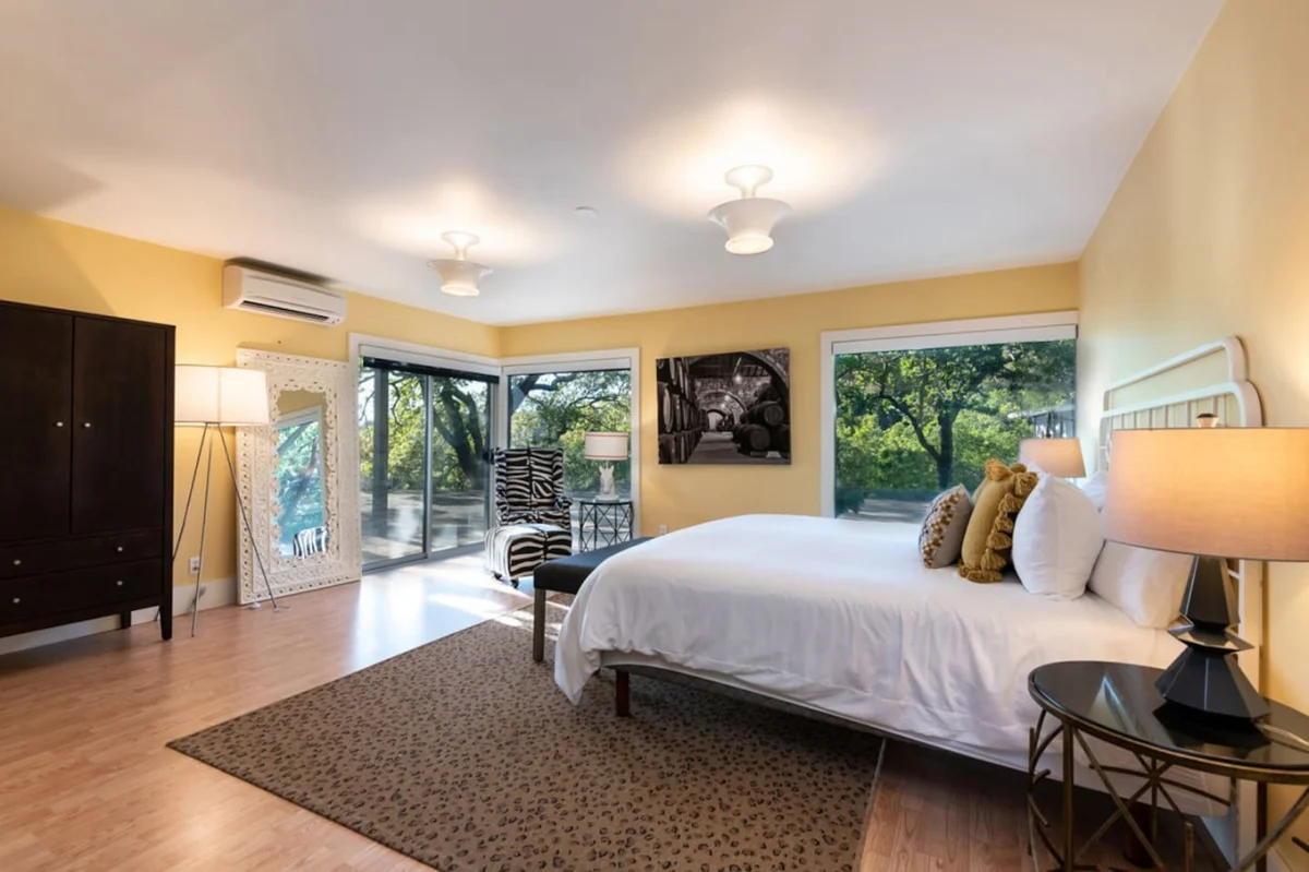Highlands Vista - 4 Bedrooms All En-Suite, Views #84