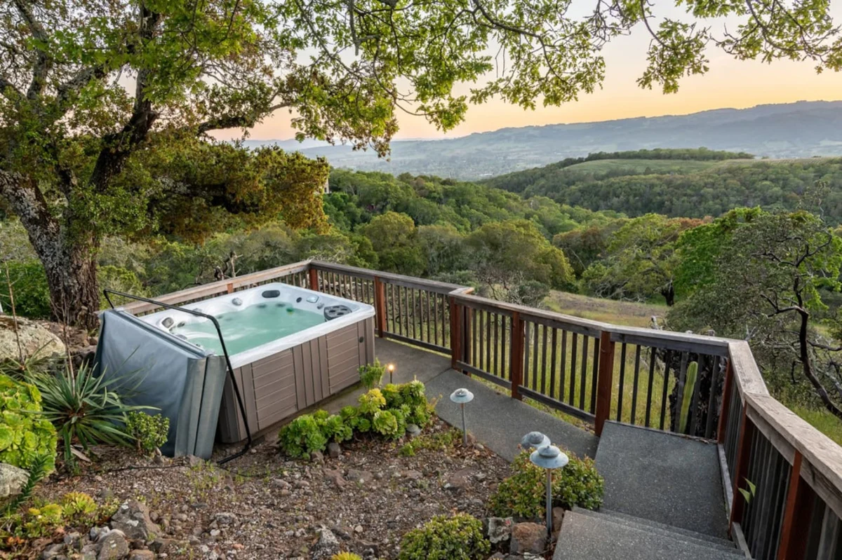 Highlands Vista - 4 Bedrooms All En-Suite, Views #79
