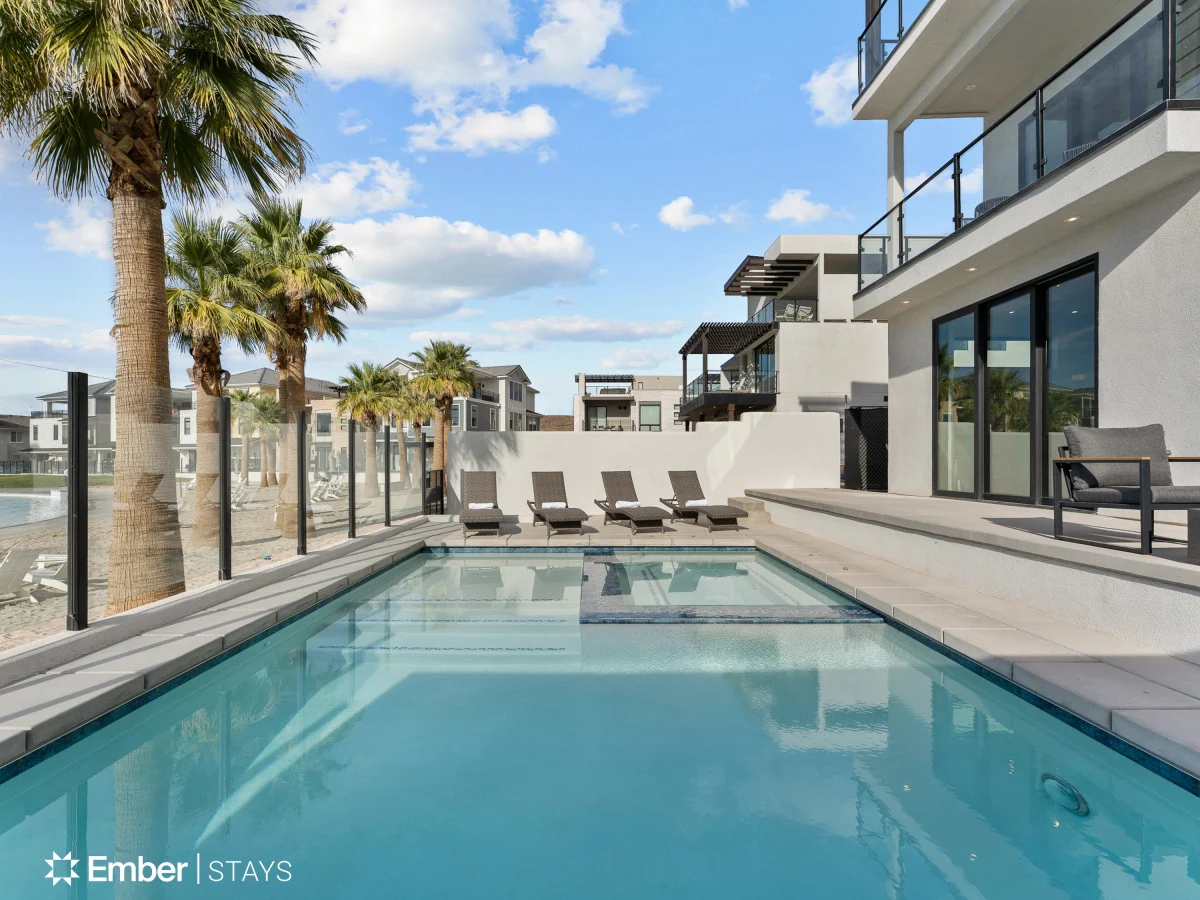 Simply BeUTAHful by Ember Stays #70