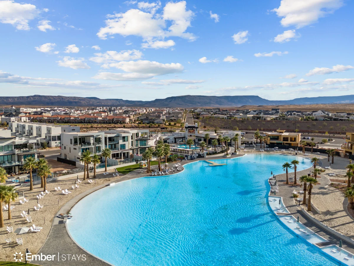 Simply BeUTAHful by Ember Stays #63