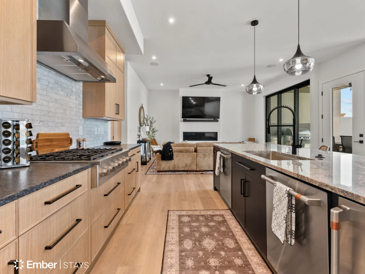 Simply BeUTAHful by Ember Stays #80