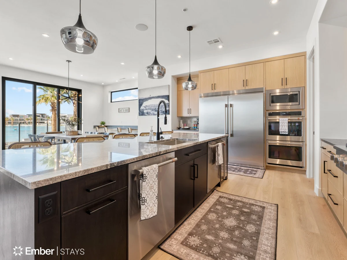 Simply BeUTAHful by Ember Stays #66