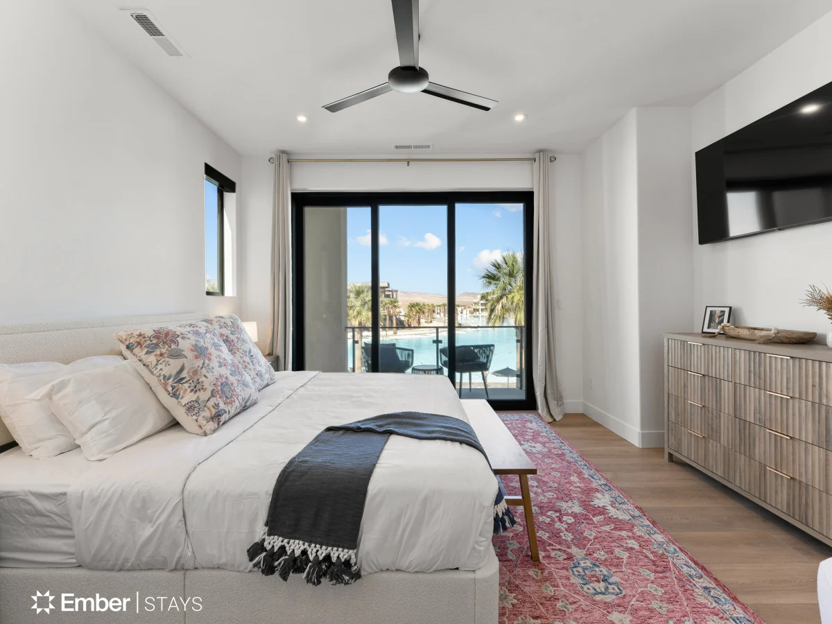 Simply BeUTAHful by Ember Stays #77