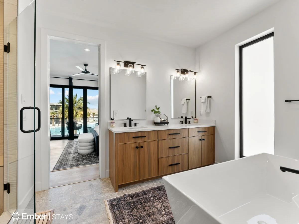 Simply BeUTAHful by Ember Stays #100