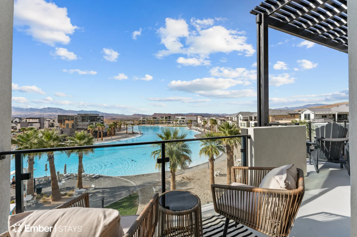 Simply BeUTAHful by Ember Stays #61