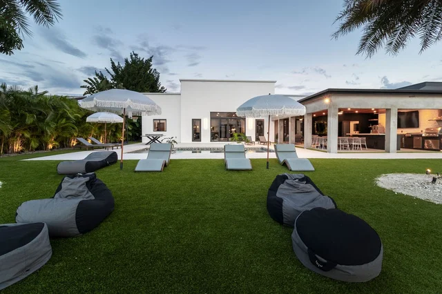 Wander North Miami Beach #64