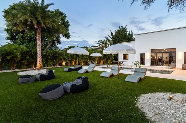 Wander North Miami Beach #114